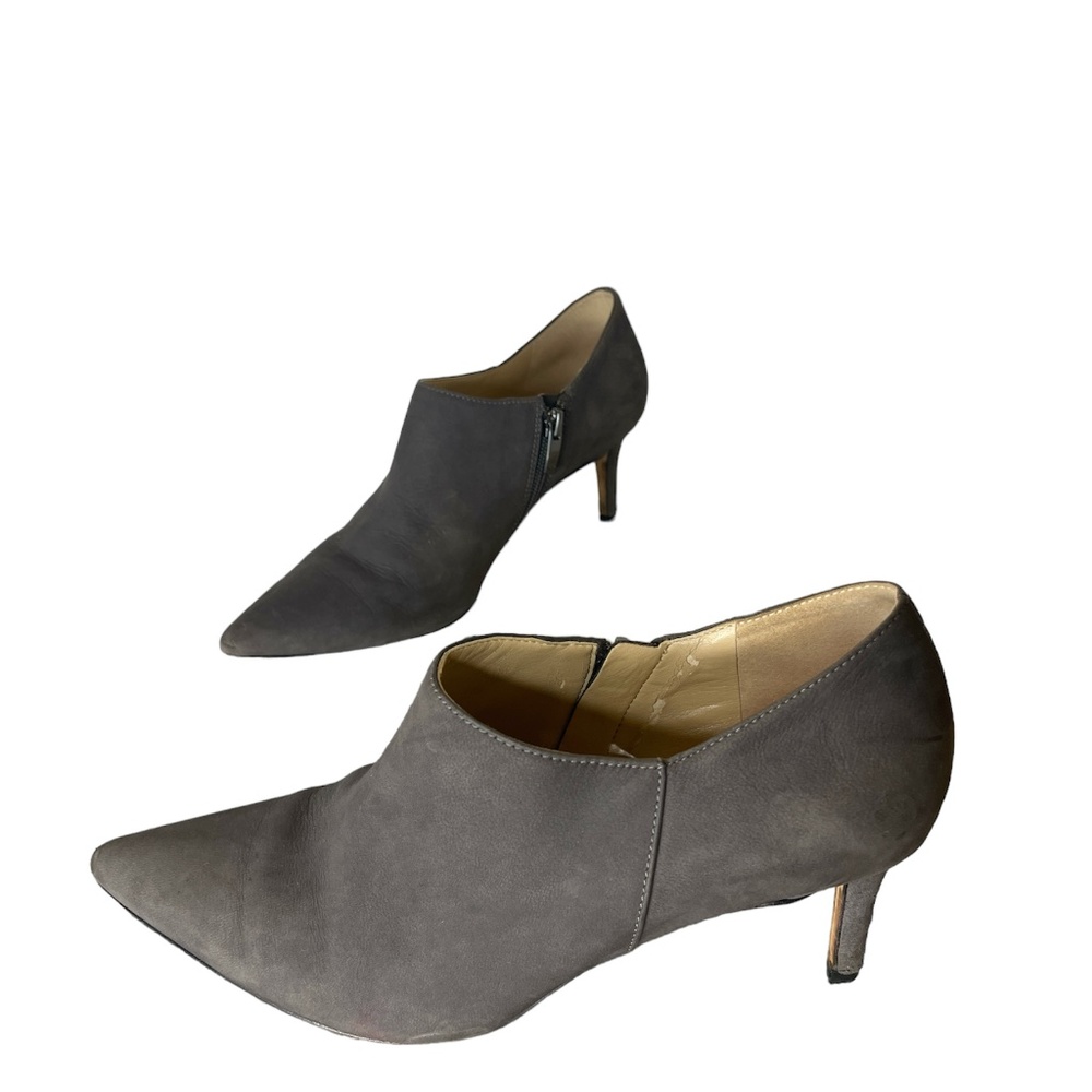 Via Spiga Cachet Ankle Pointed Toe Booties Suede Instep Zipper Gray Size 7